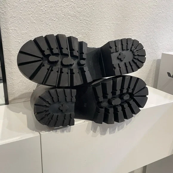 Jeffrey Campbell Road Rage boots - Picture 2 of 3